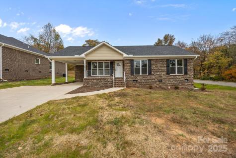 1280 N Shaver Street Salisbury NC 28144
