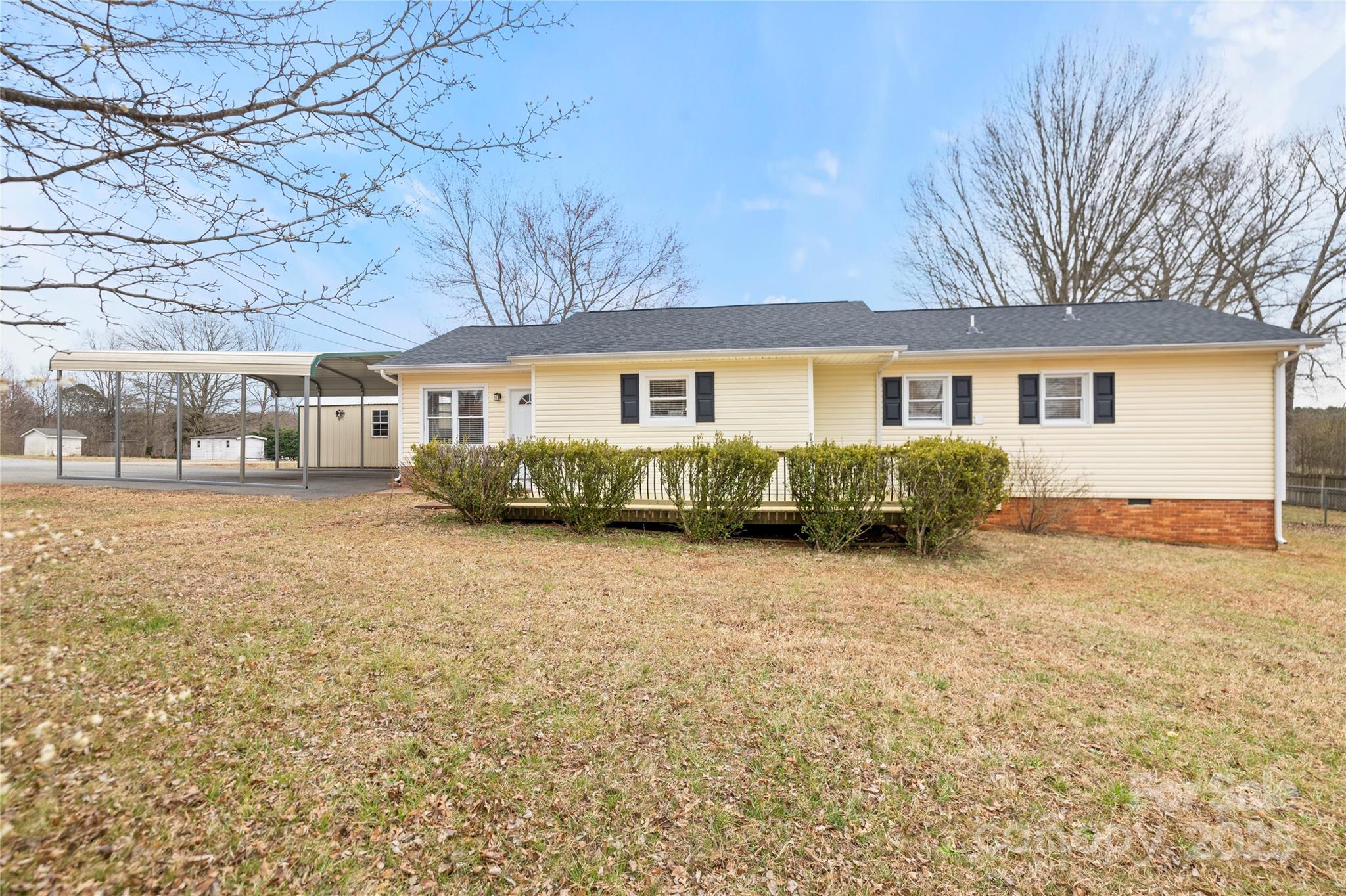 2687 Glenn Street Newton NC 28658