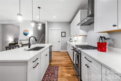 9 Ashe Park Circle Asheville NC 28806