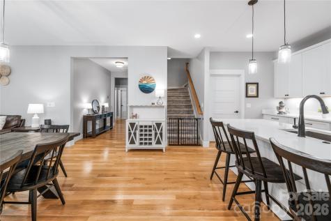 9 Ashe Park Circle Asheville NC 28806