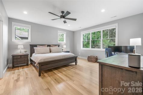 9 Ashe Park Circle Asheville NC 28806