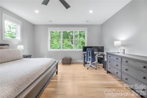9 Ashe Park Circle Asheville NC 28806