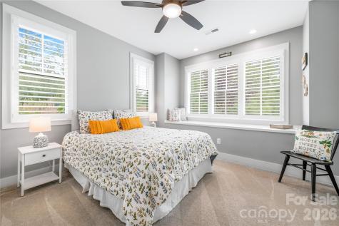 9 Ashe Park Circle Asheville NC 28806