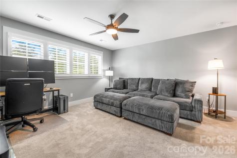 9 Ashe Park Circle Asheville NC 28806