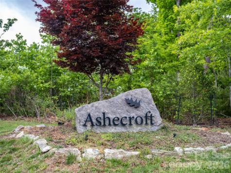 9 Ashe Park Circle Asheville NC 28806