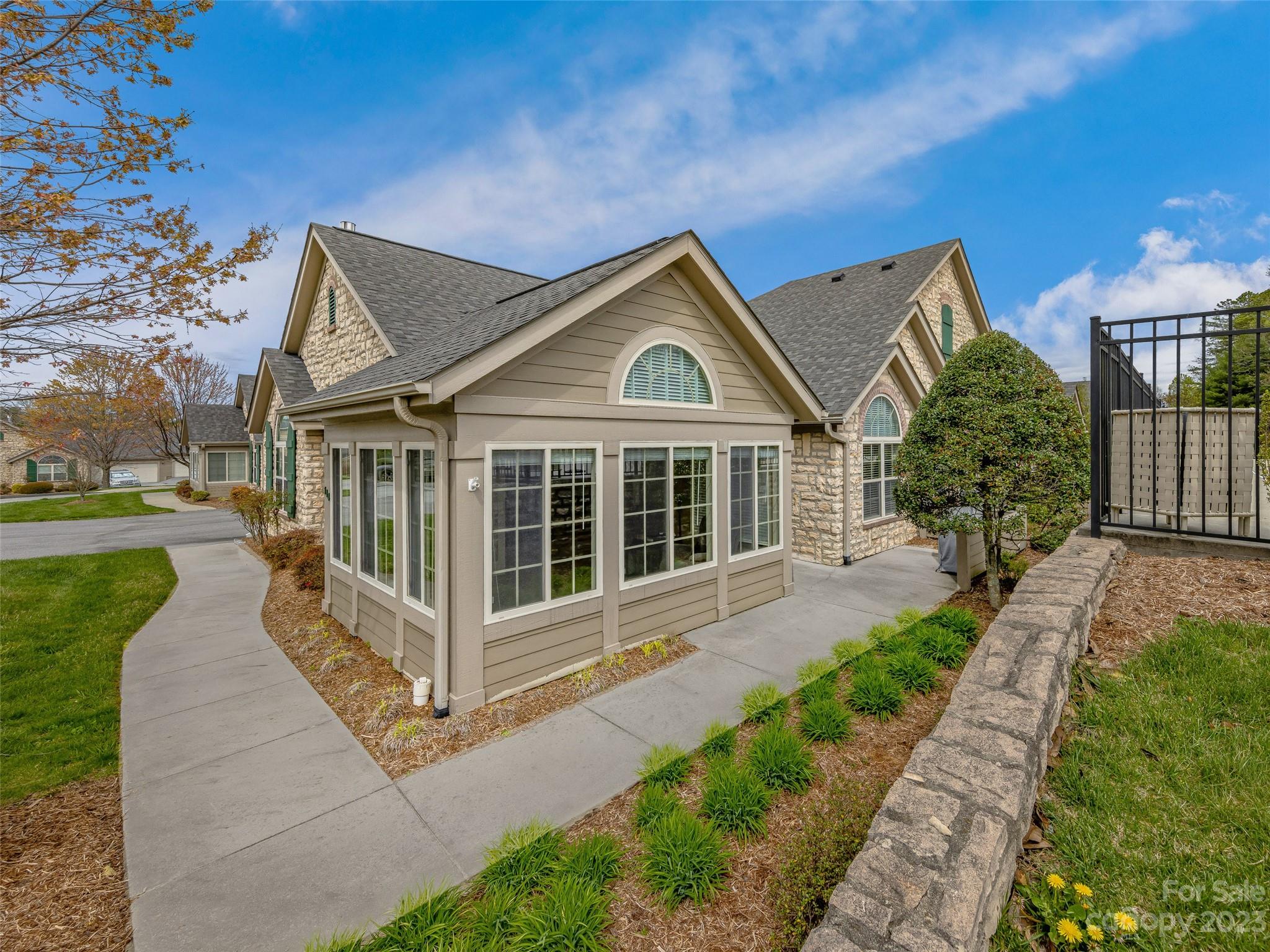 114 Summerfield Place Flat Rock NC 28731