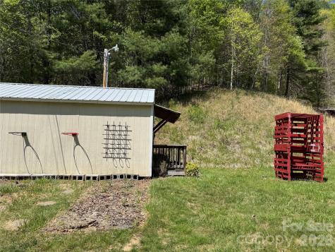 942 Fisher Branch Road Marshall NC 28753
