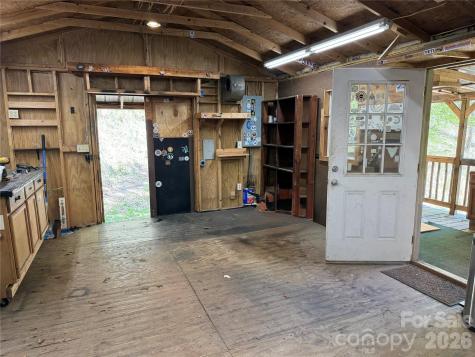 942 Fisher Branch Road Marshall NC 28753