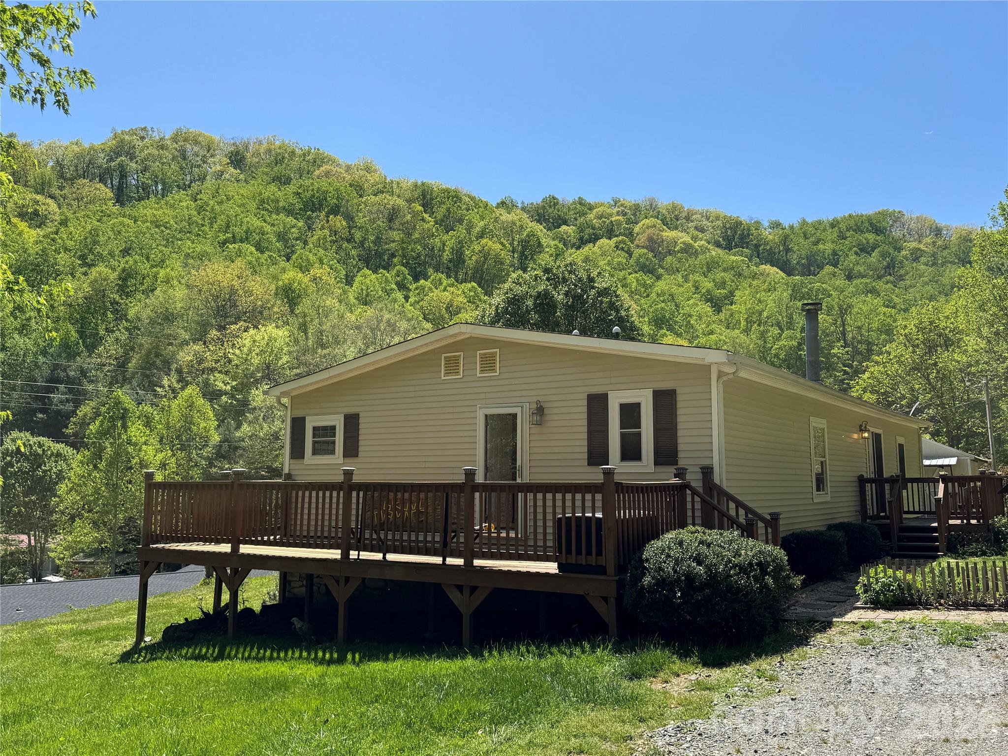 942 Fisher Branch Road Marshall NC 28753