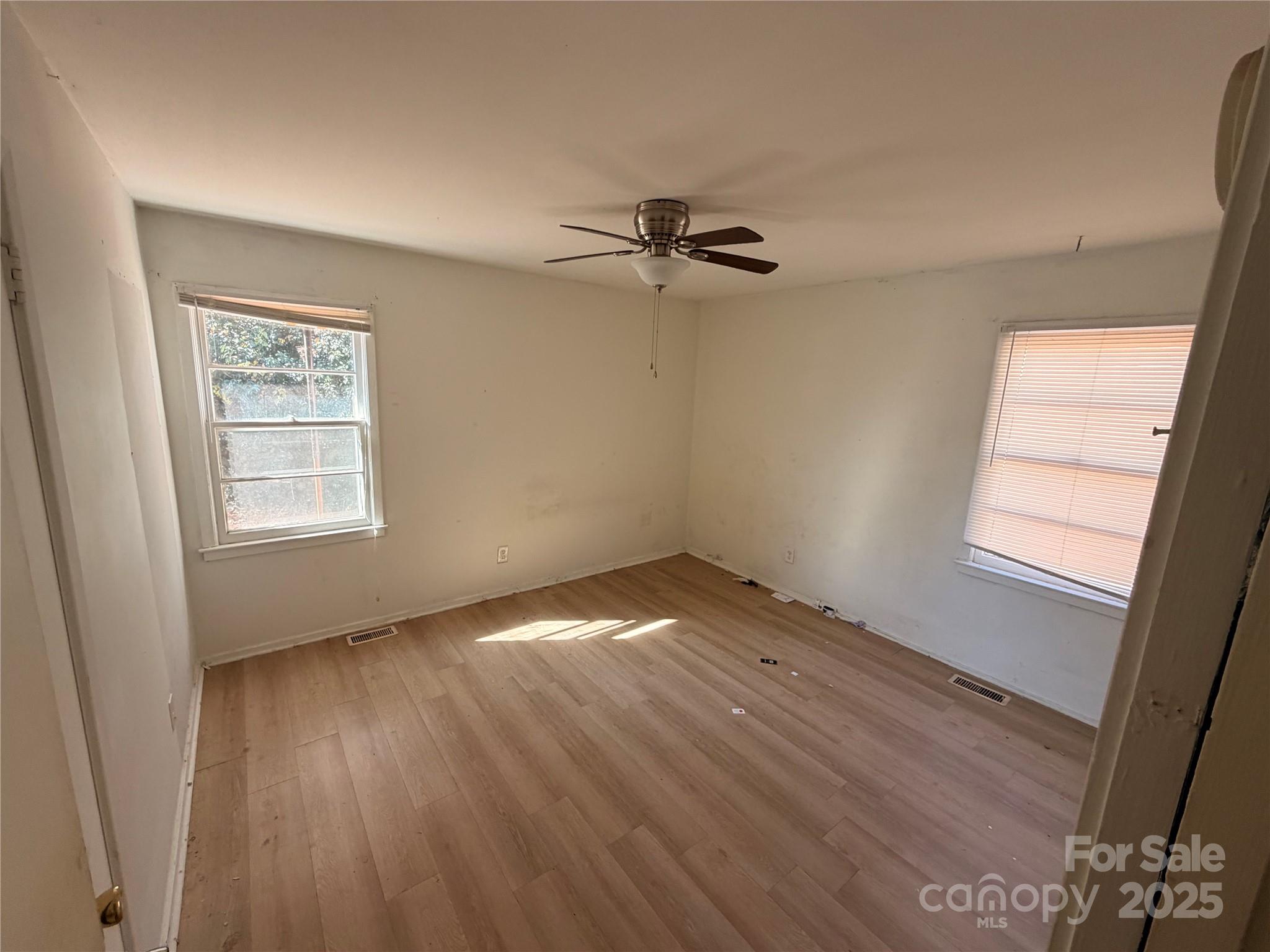 828 Tennyson Drive Charlotte NC 28208