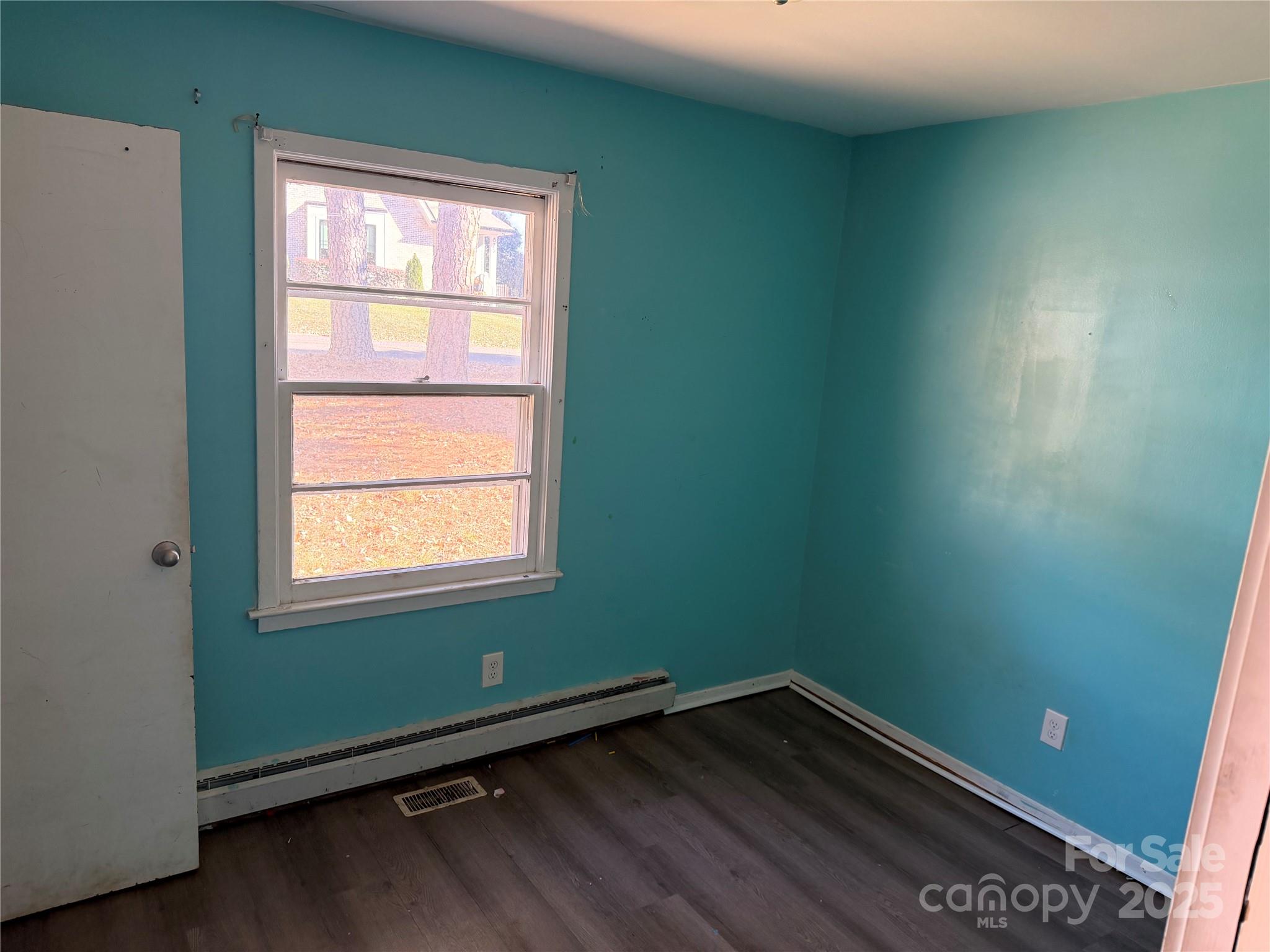 828 Tennyson Drive Charlotte NC 28208