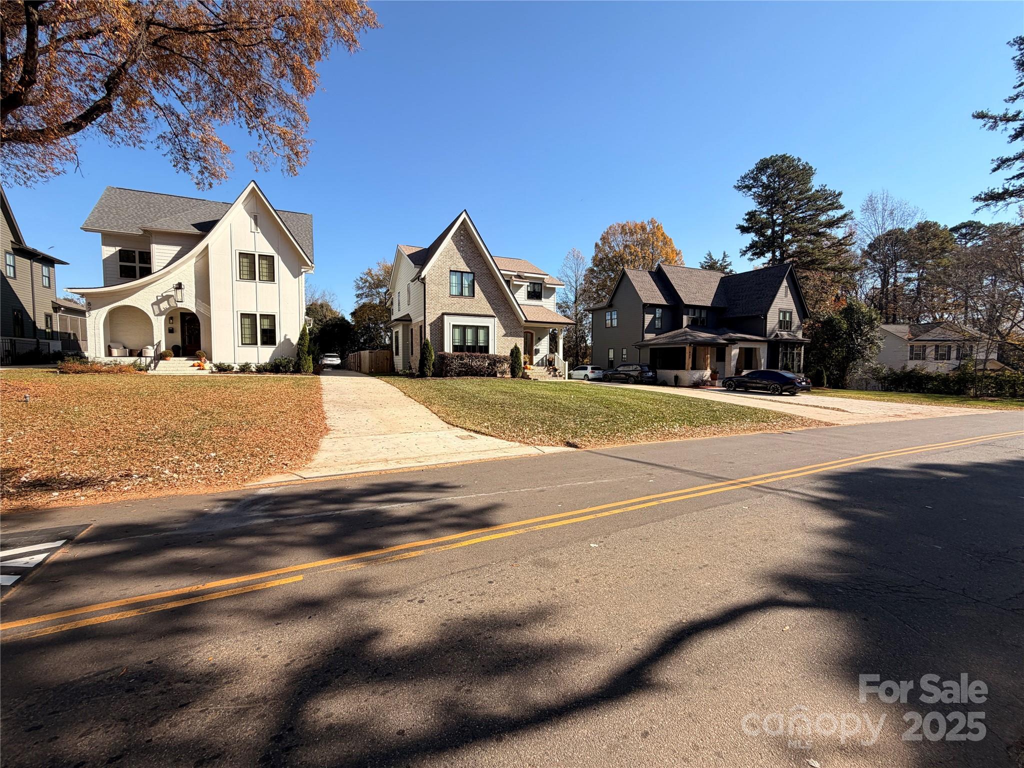828 Tennyson Drive Charlotte NC 28208