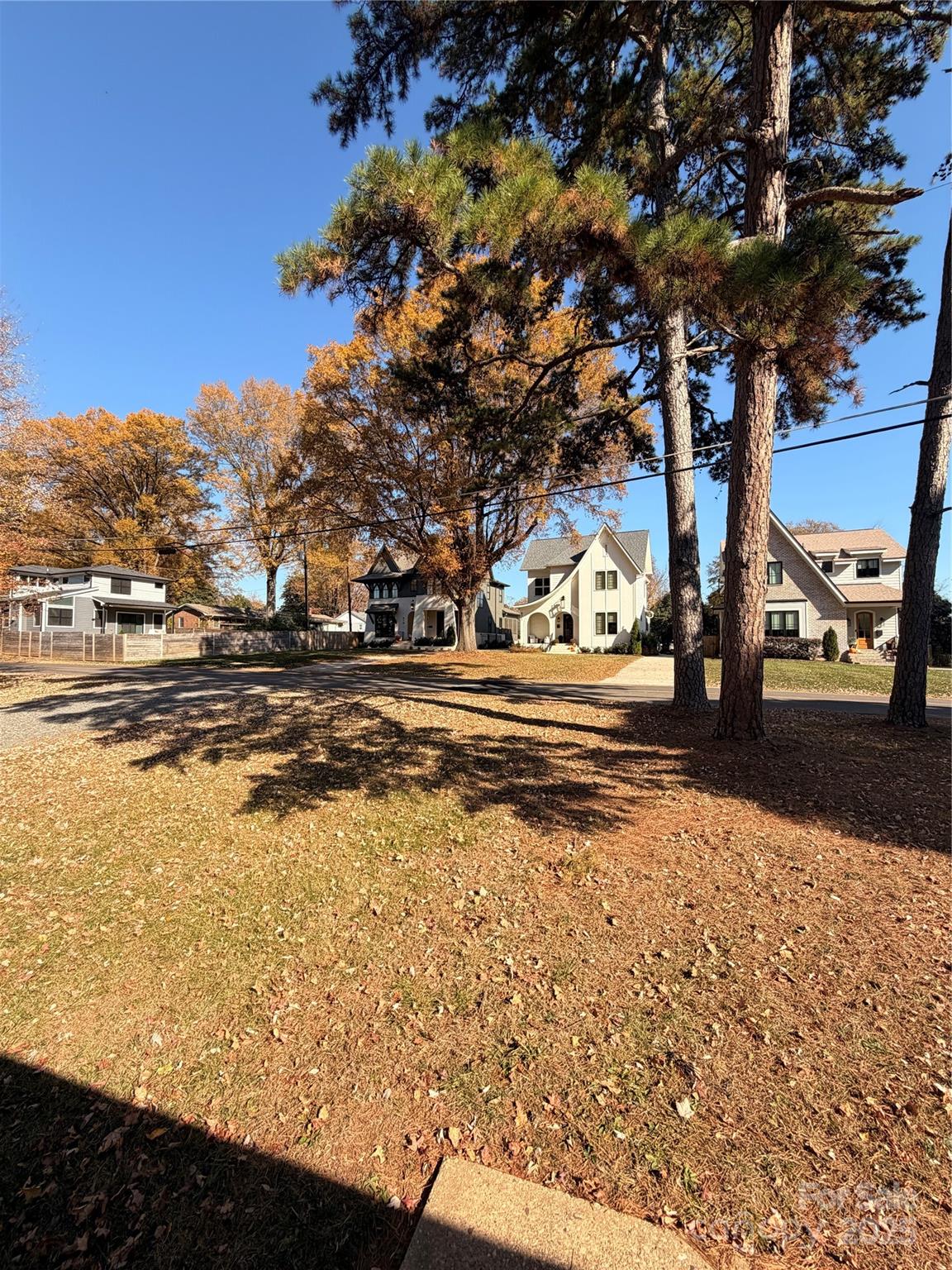 828 Tennyson Drive Charlotte NC 28208