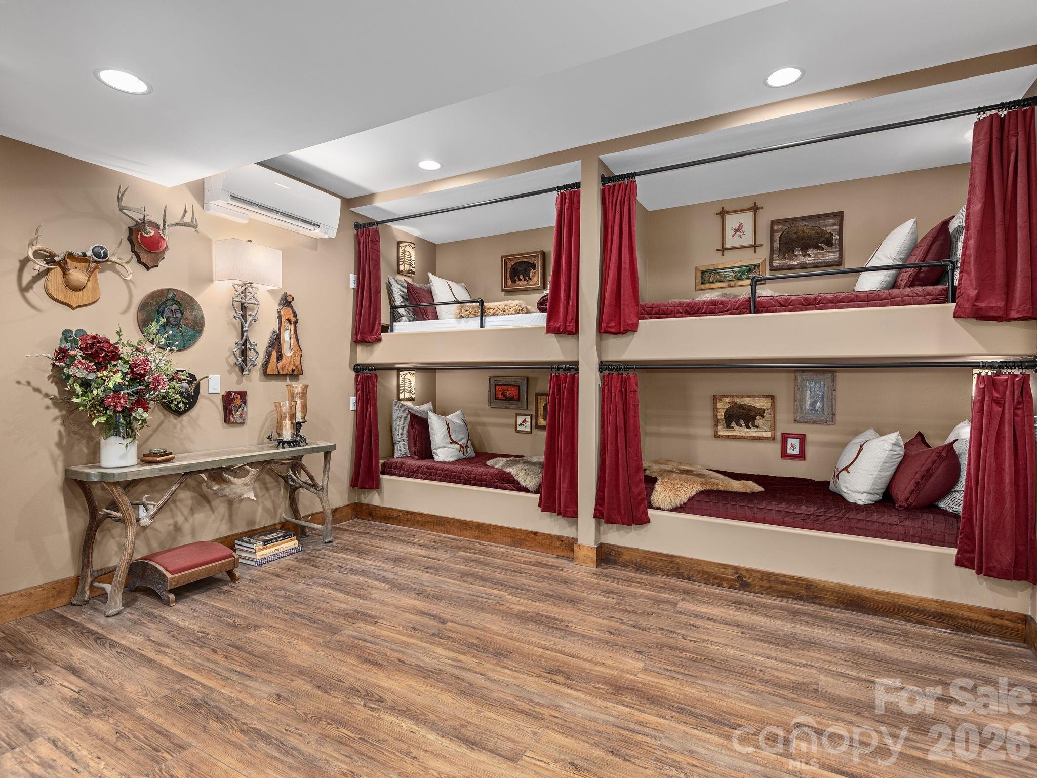 166 Harleys Cove Waynesville NC 28785