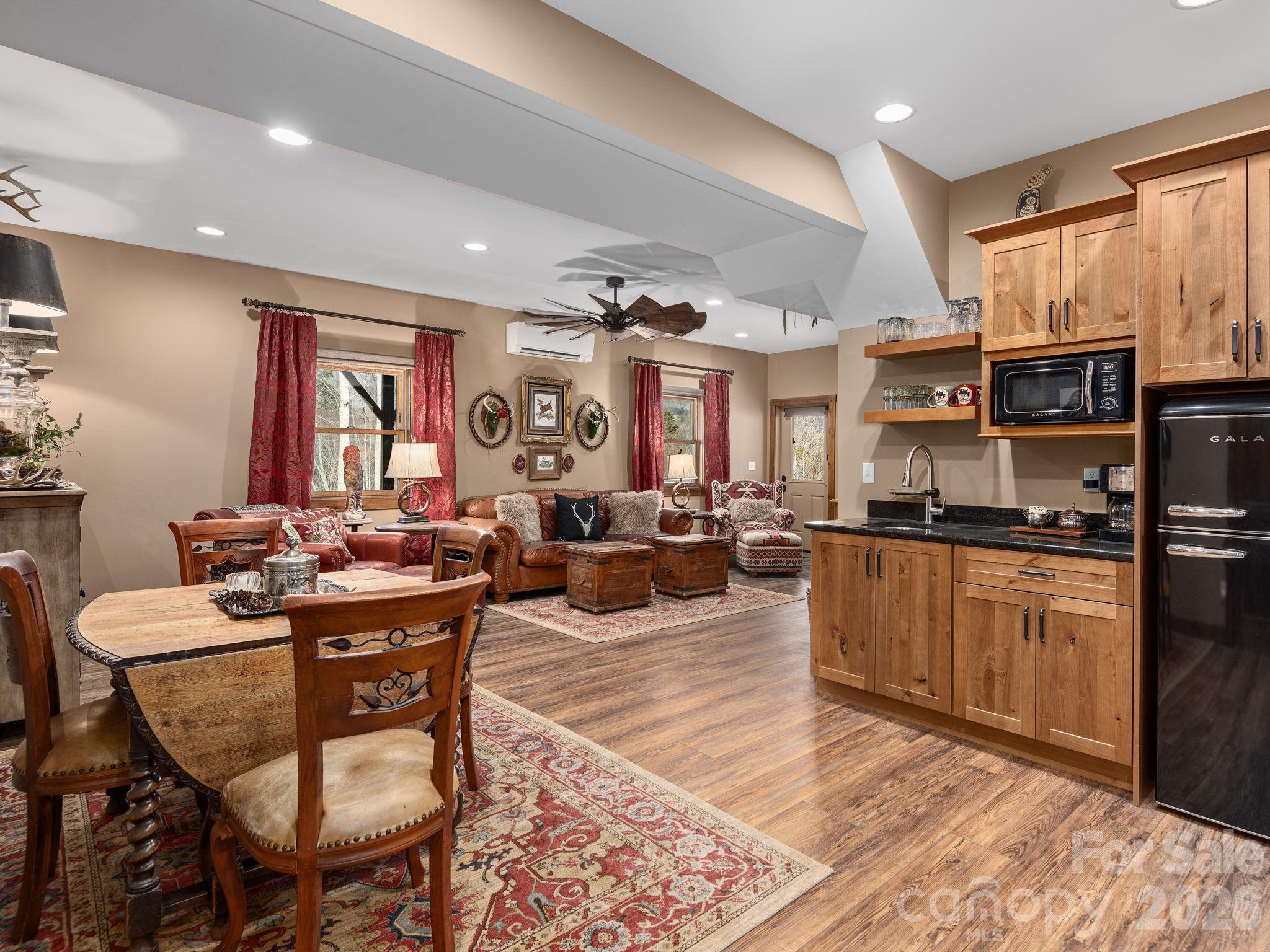 166 Harleys Cove Waynesville NC 28785