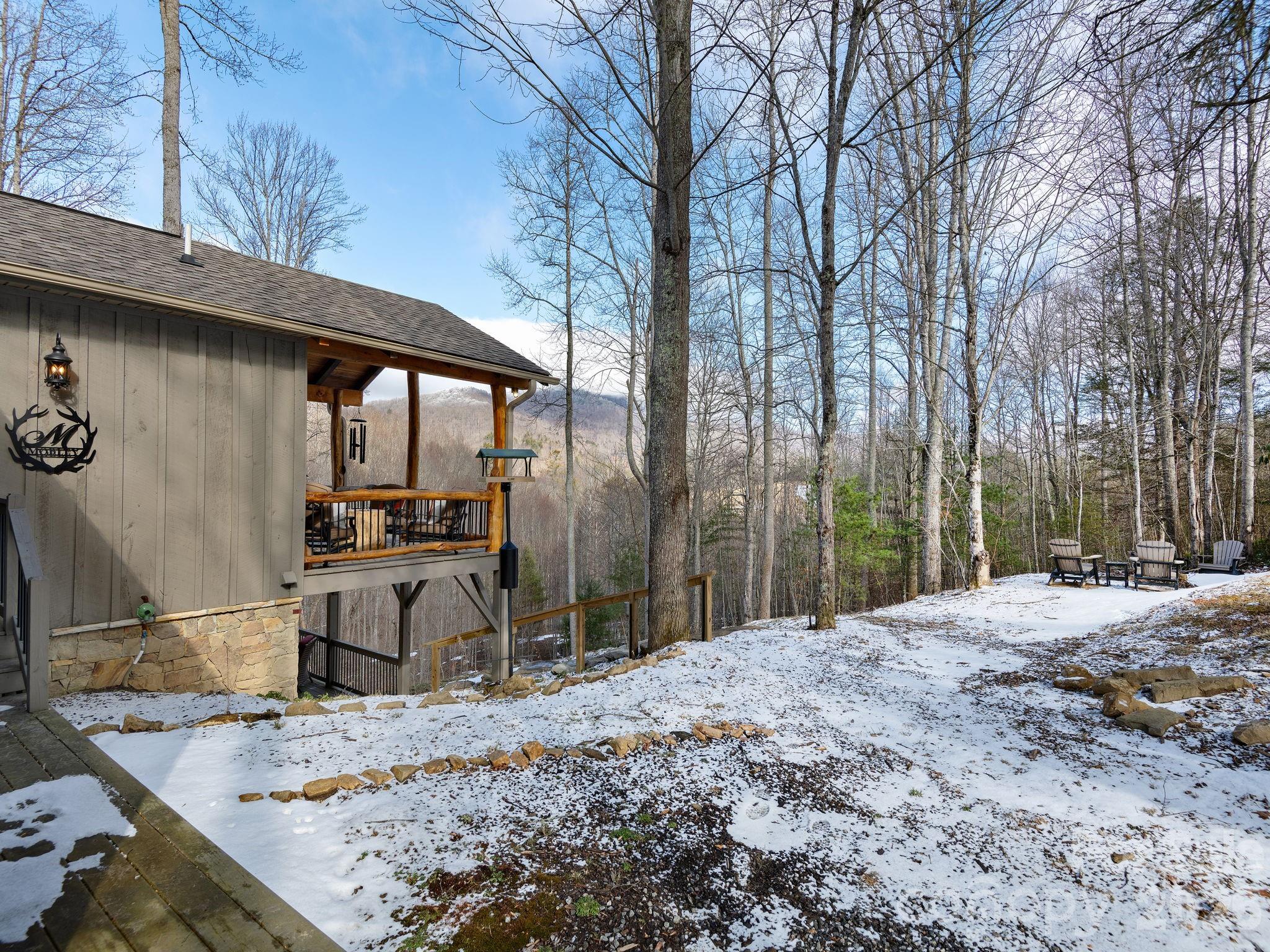 166 Harleys Cove Waynesville NC 28785