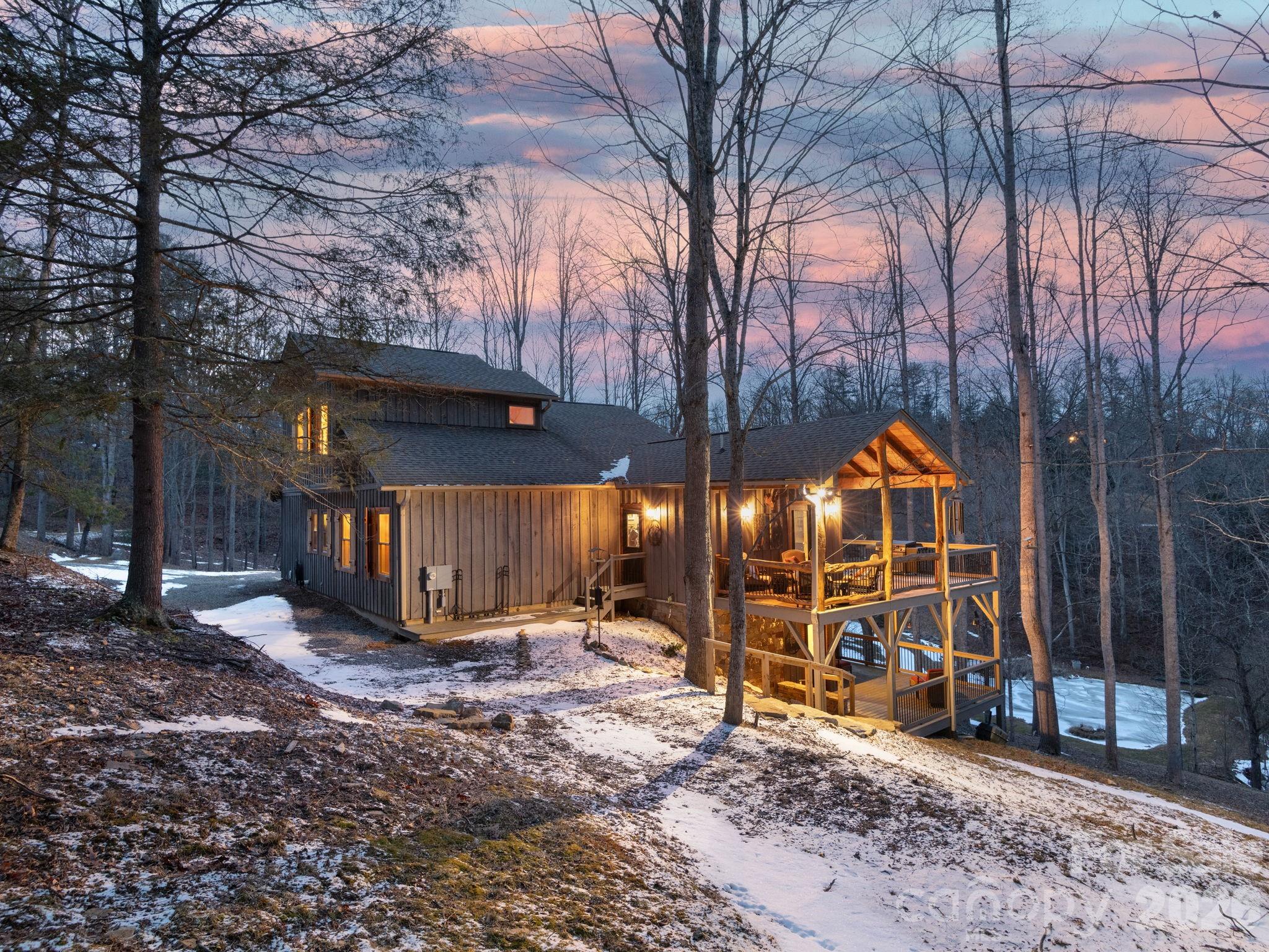 166 Harleys Cove Waynesville NC 28785