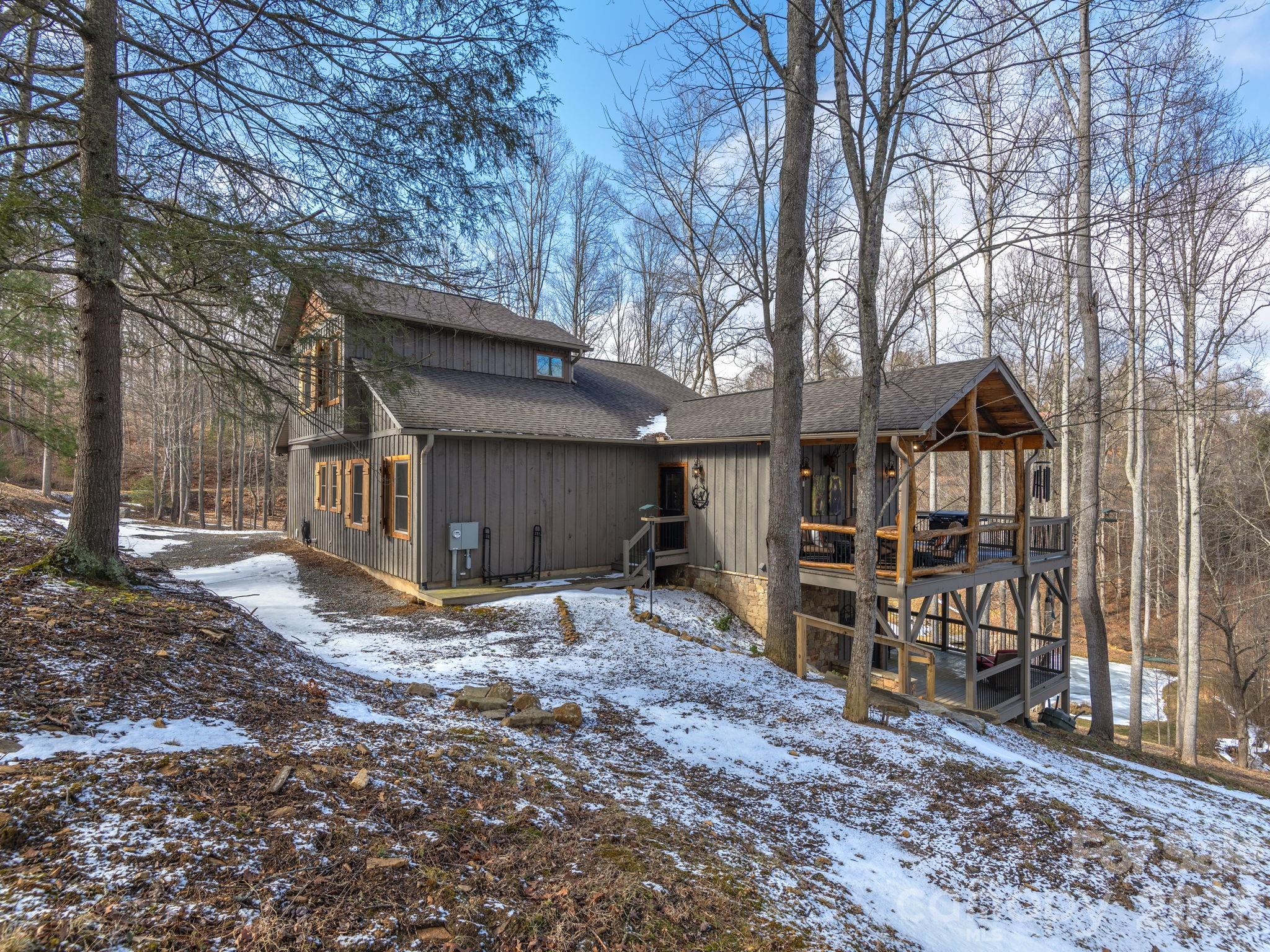 166 Harleys Cove Waynesville NC 28785