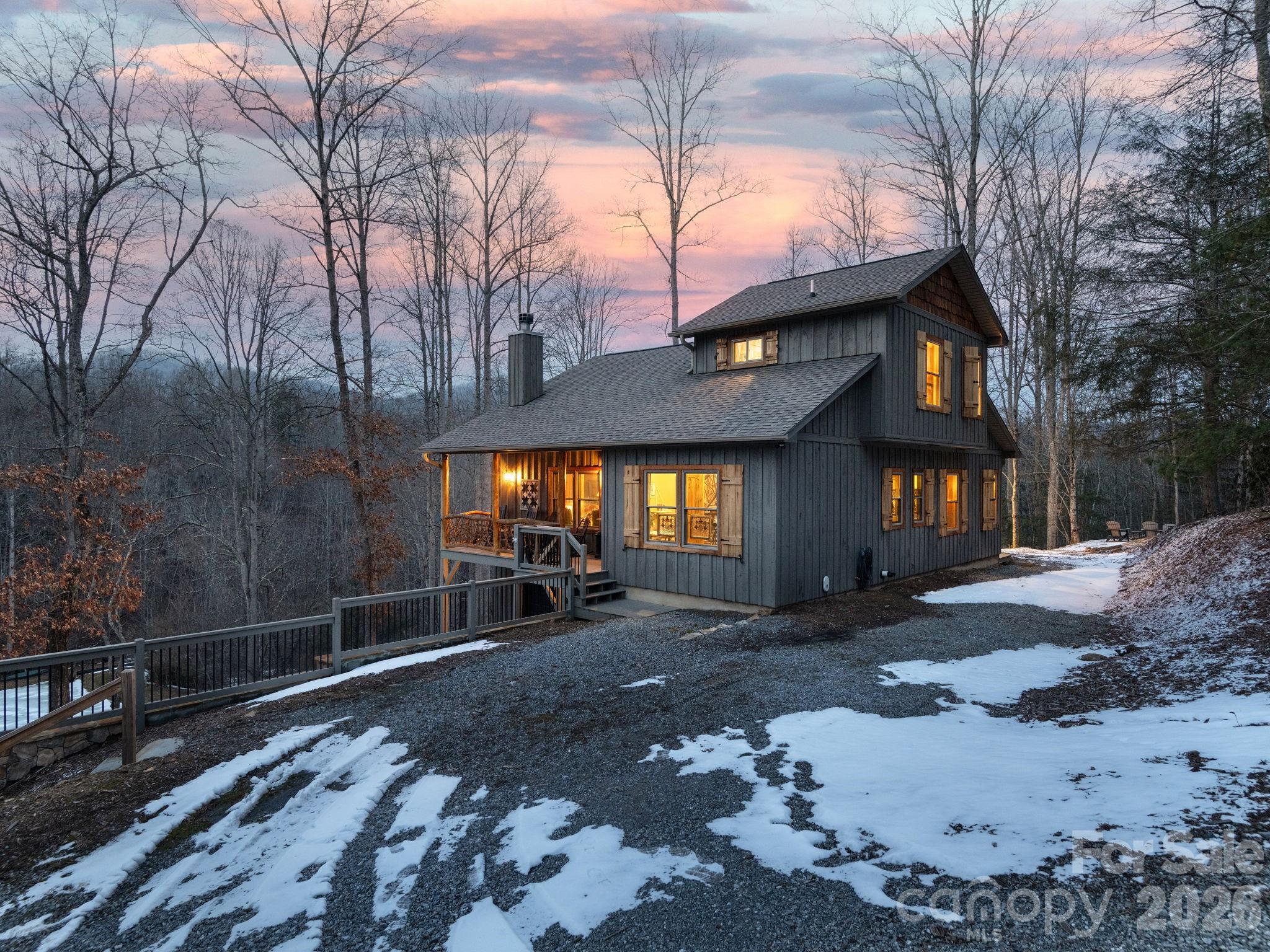 166 Harleys Cove Waynesville NC 28785