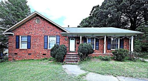 2209 Laura Drive Charlotte NC 28212