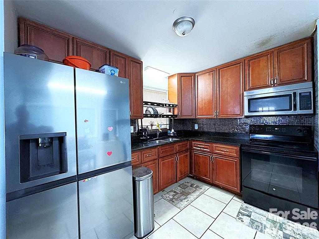 2209 Laura Drive Charlotte NC 28212