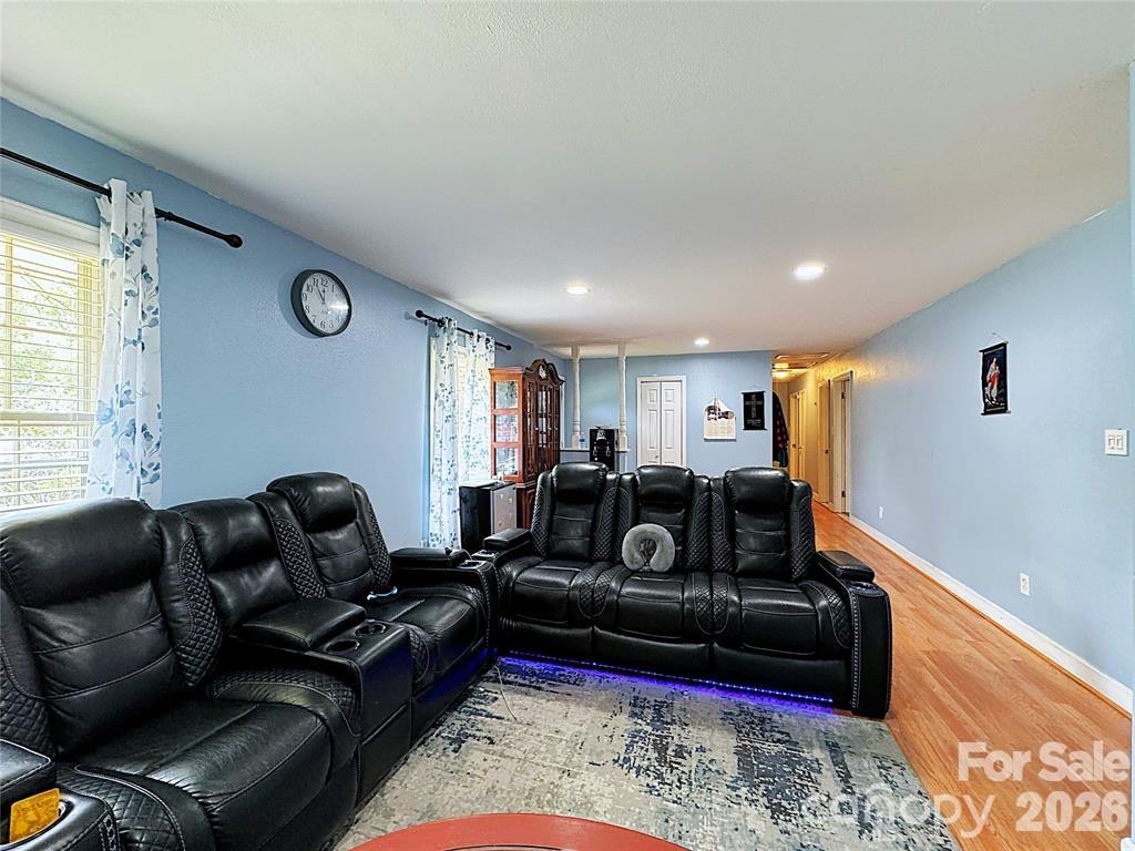 2209 Laura Drive Charlotte NC 28212