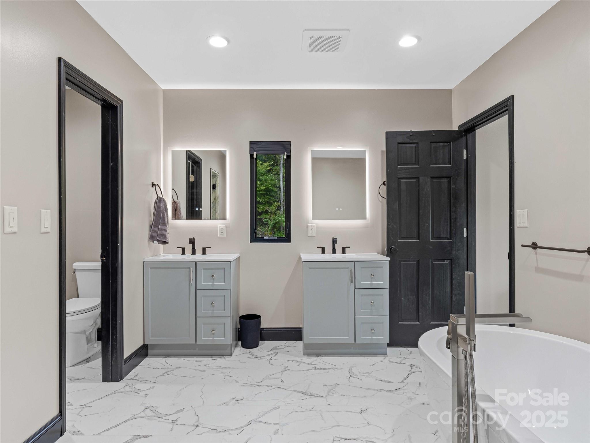 945 Roaring Fork Road Hot Springs NC 28743