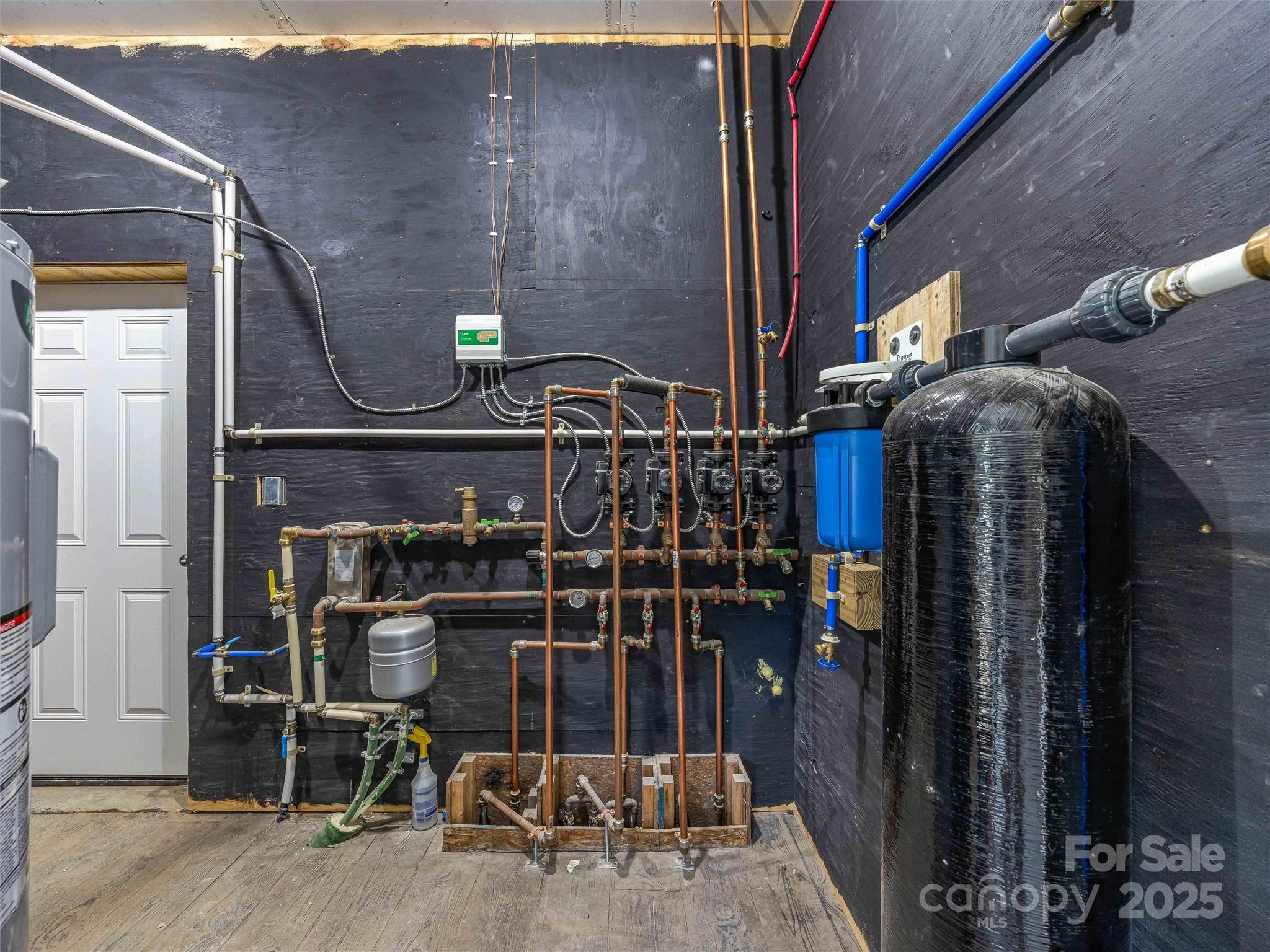 945 Roaring Fork Road Hot Springs NC 28743