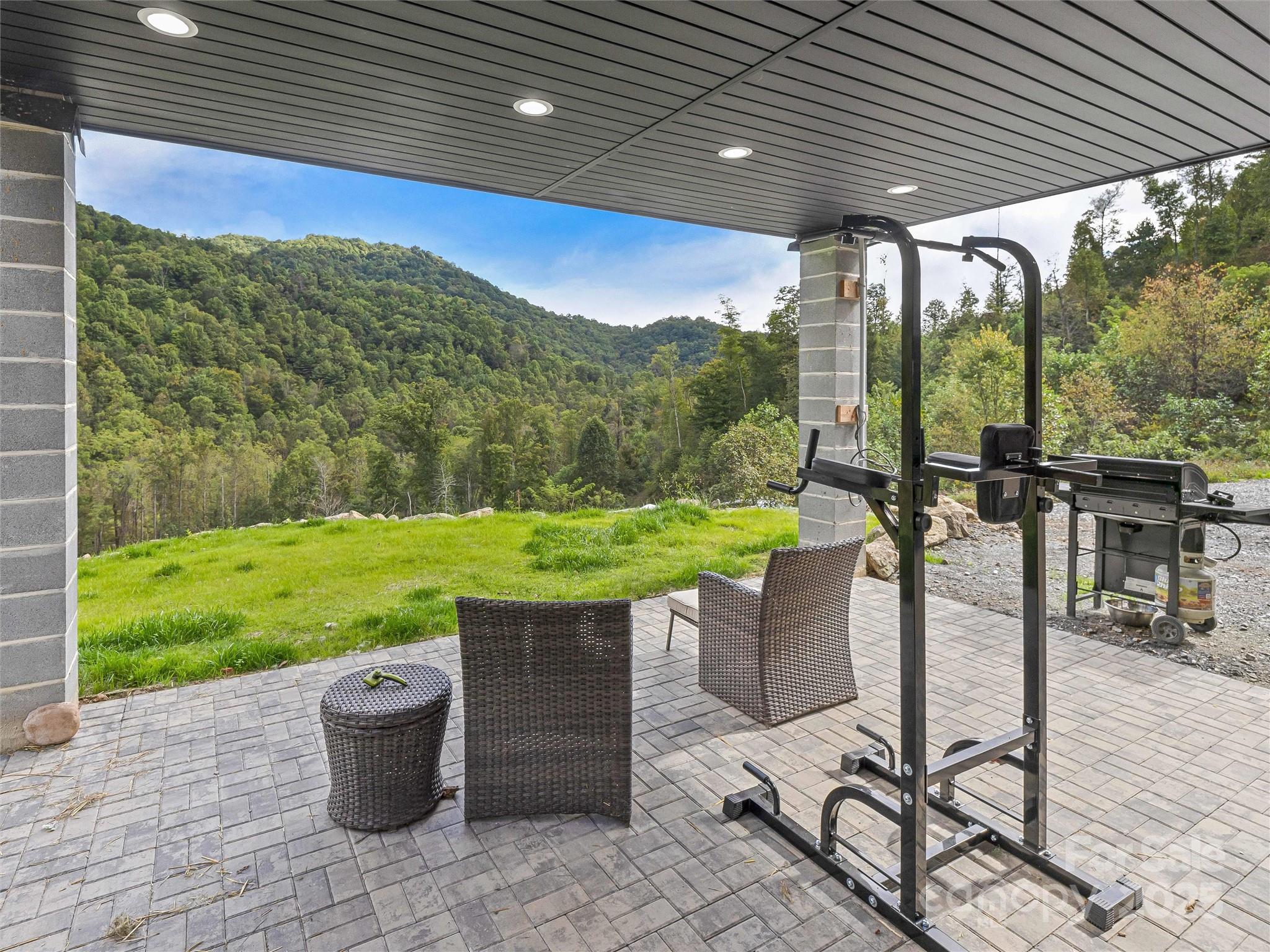 945 Roaring Fork Road Hot Springs NC 28743