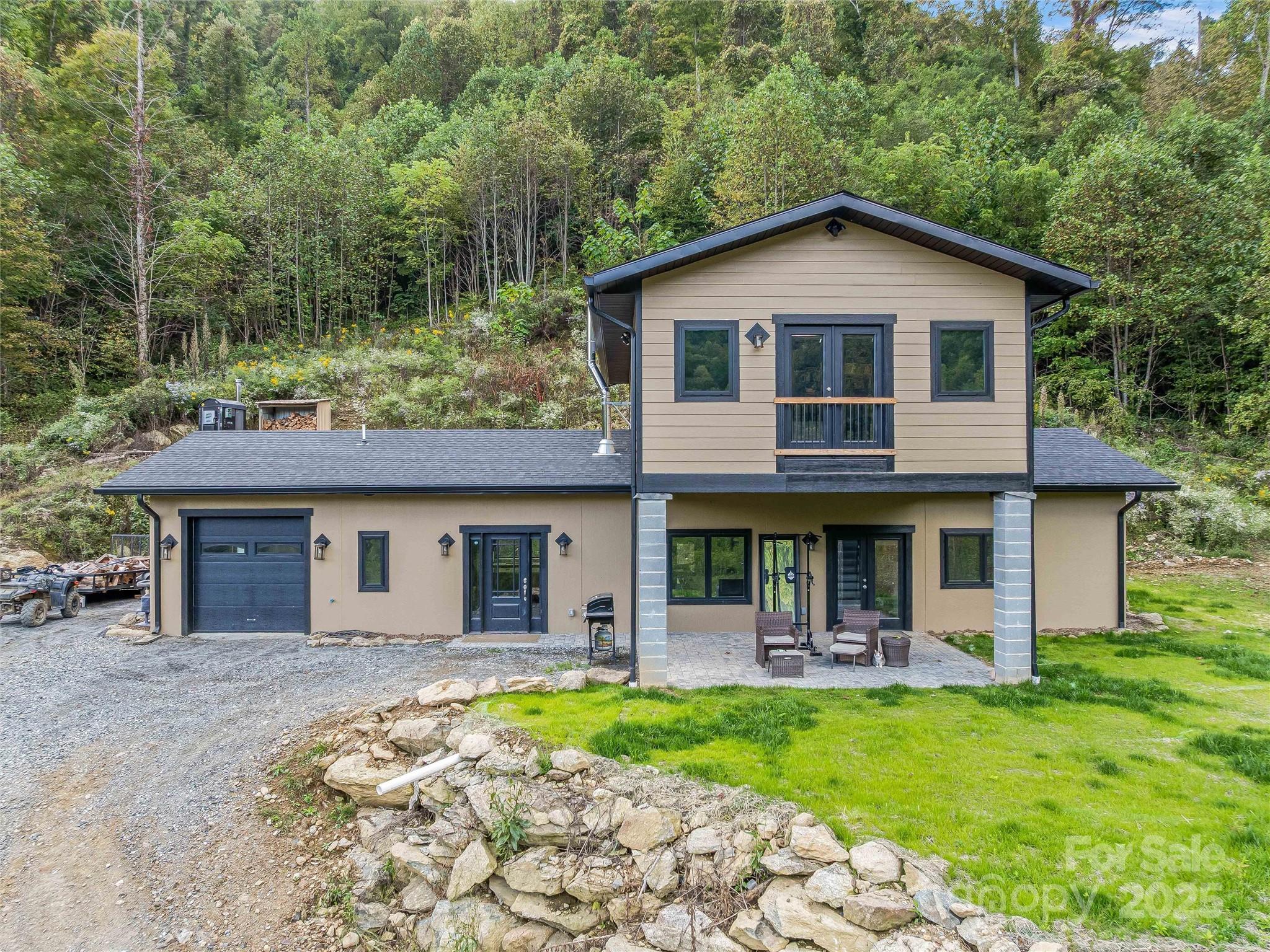 945 Roaring Fork Road Hot Springs NC 28743