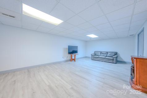 17 Mallory Meadows Court Arden NC 28704