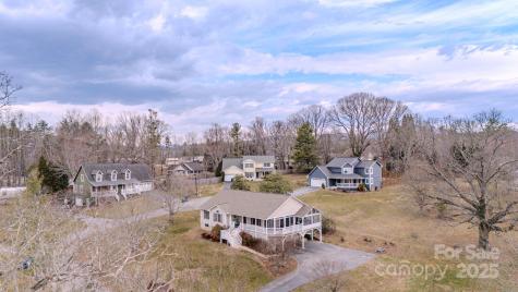 17 Mallory Meadows Court Arden NC 28704