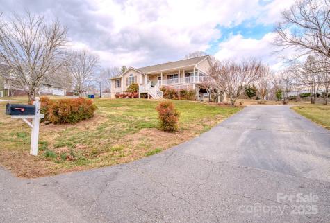 17 Mallory Meadows Court Arden NC 28704