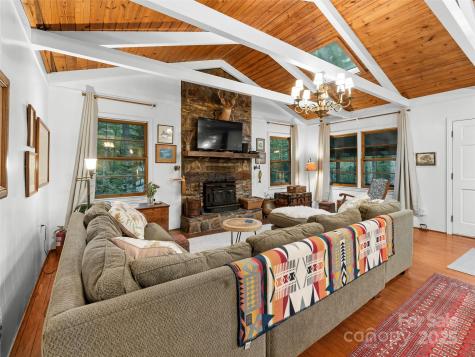 210 Ballard Road Brevard NC 28712