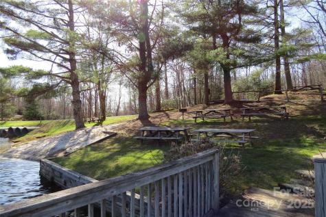 210 Ballard Road Brevard NC 28712