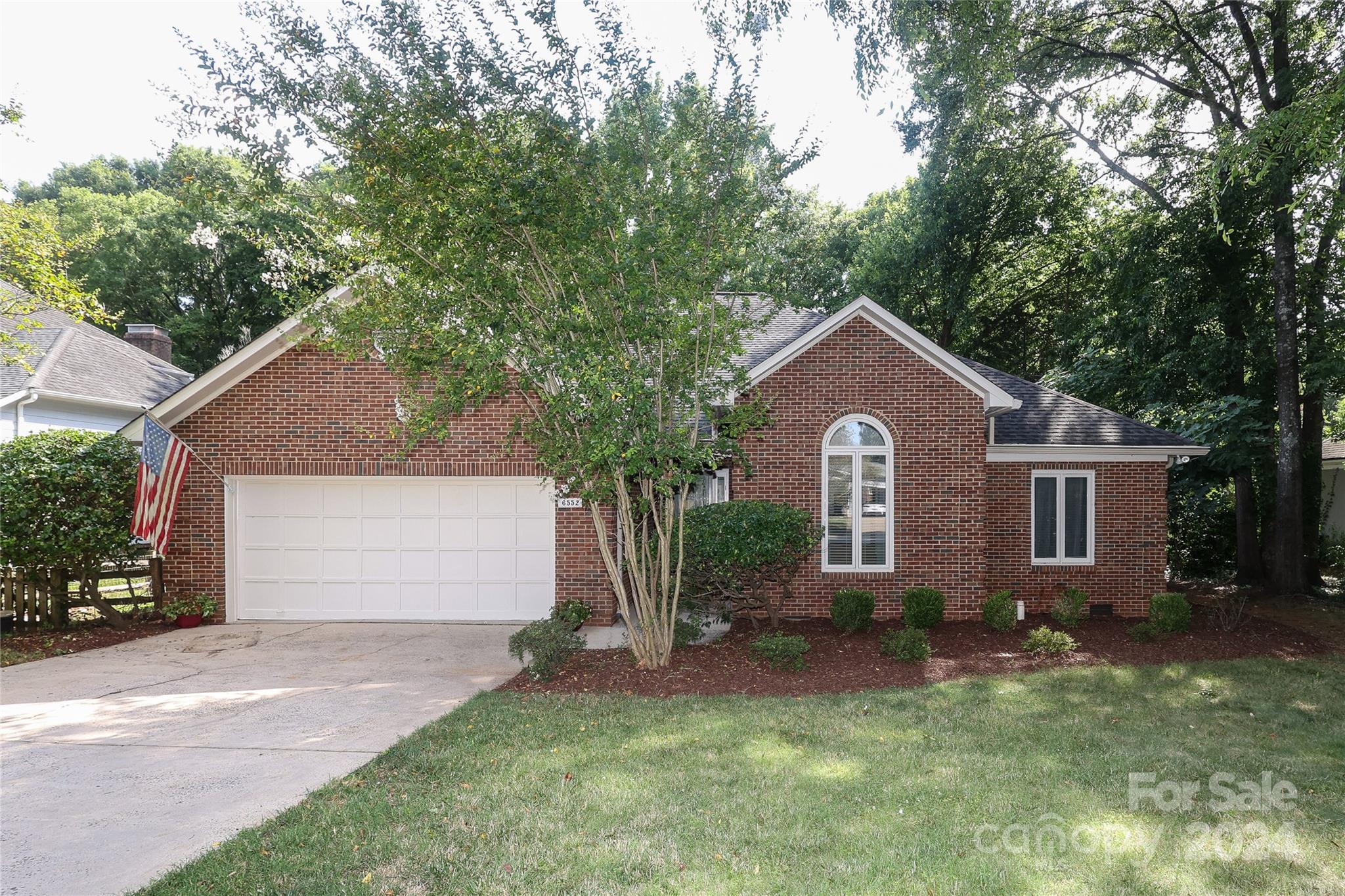 6552 Shaftesbury Road Charlotte NC 28270