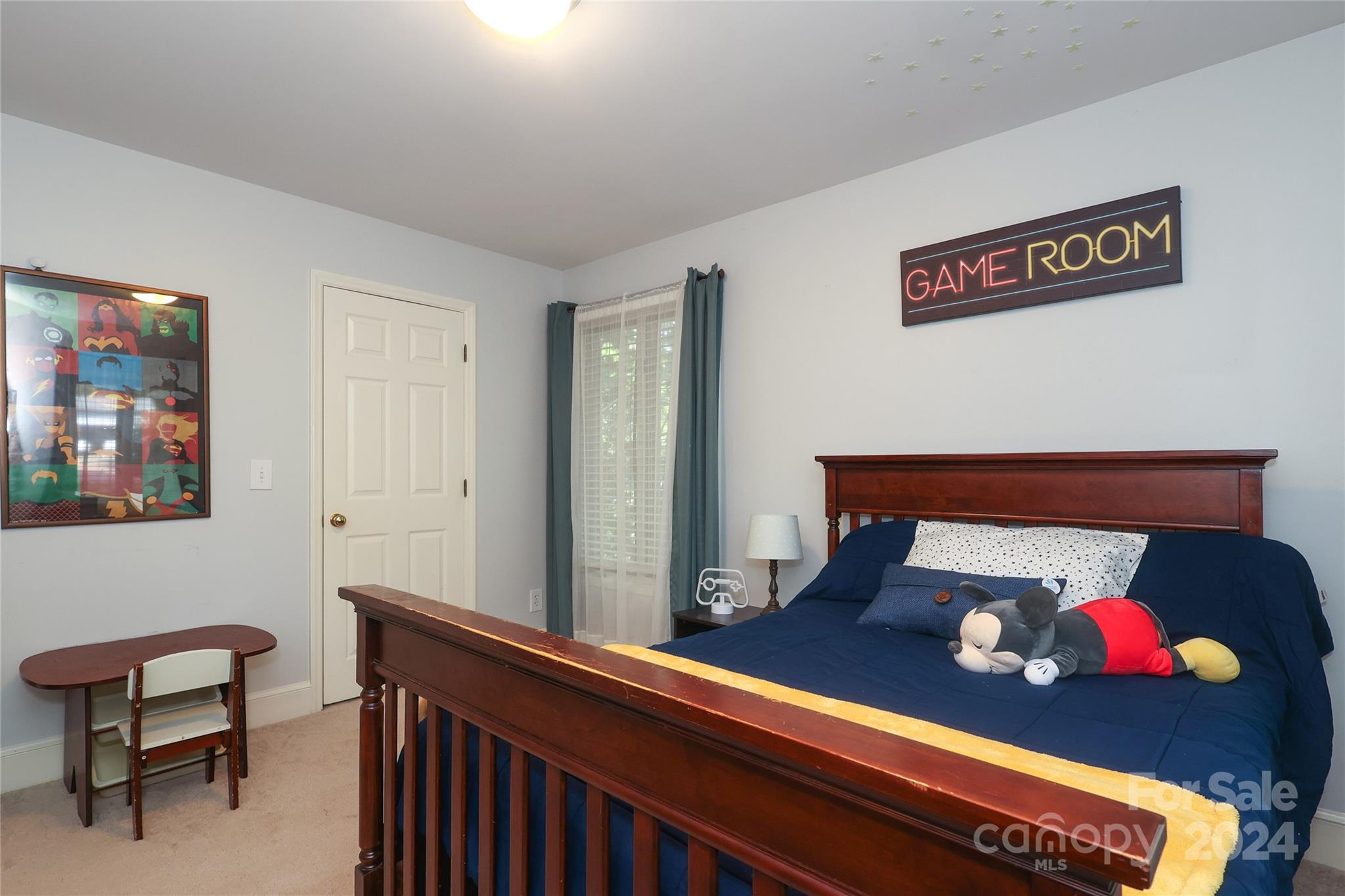 6552 Shaftesbury Road Charlotte NC 28270