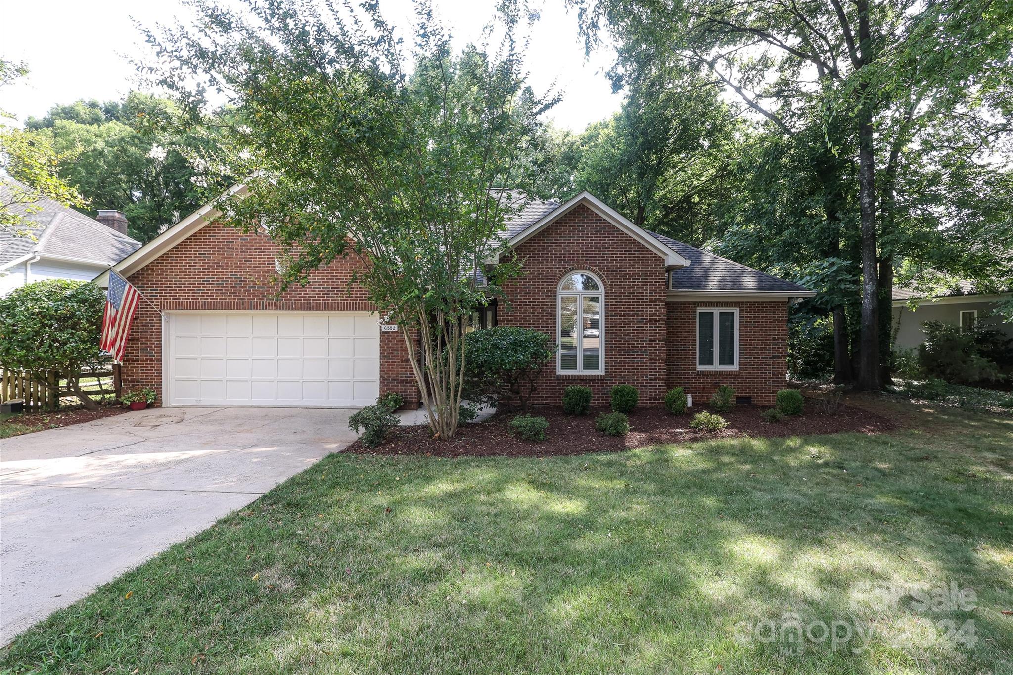 6552 Shaftesbury Road Charlotte NC 28270