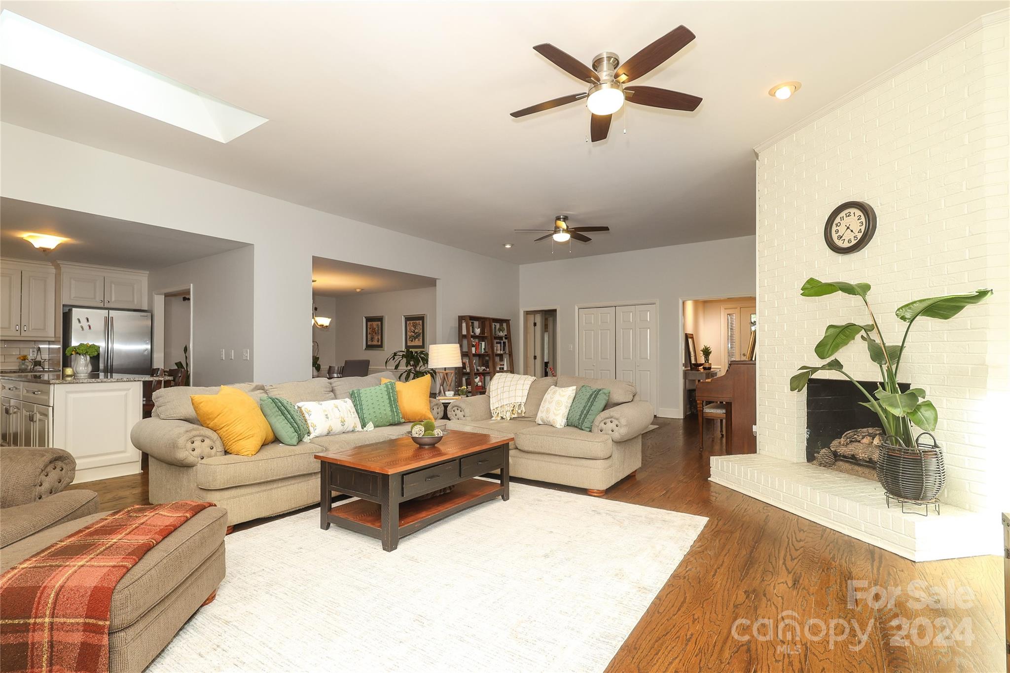 6552 Shaftesbury Road Charlotte NC 28270