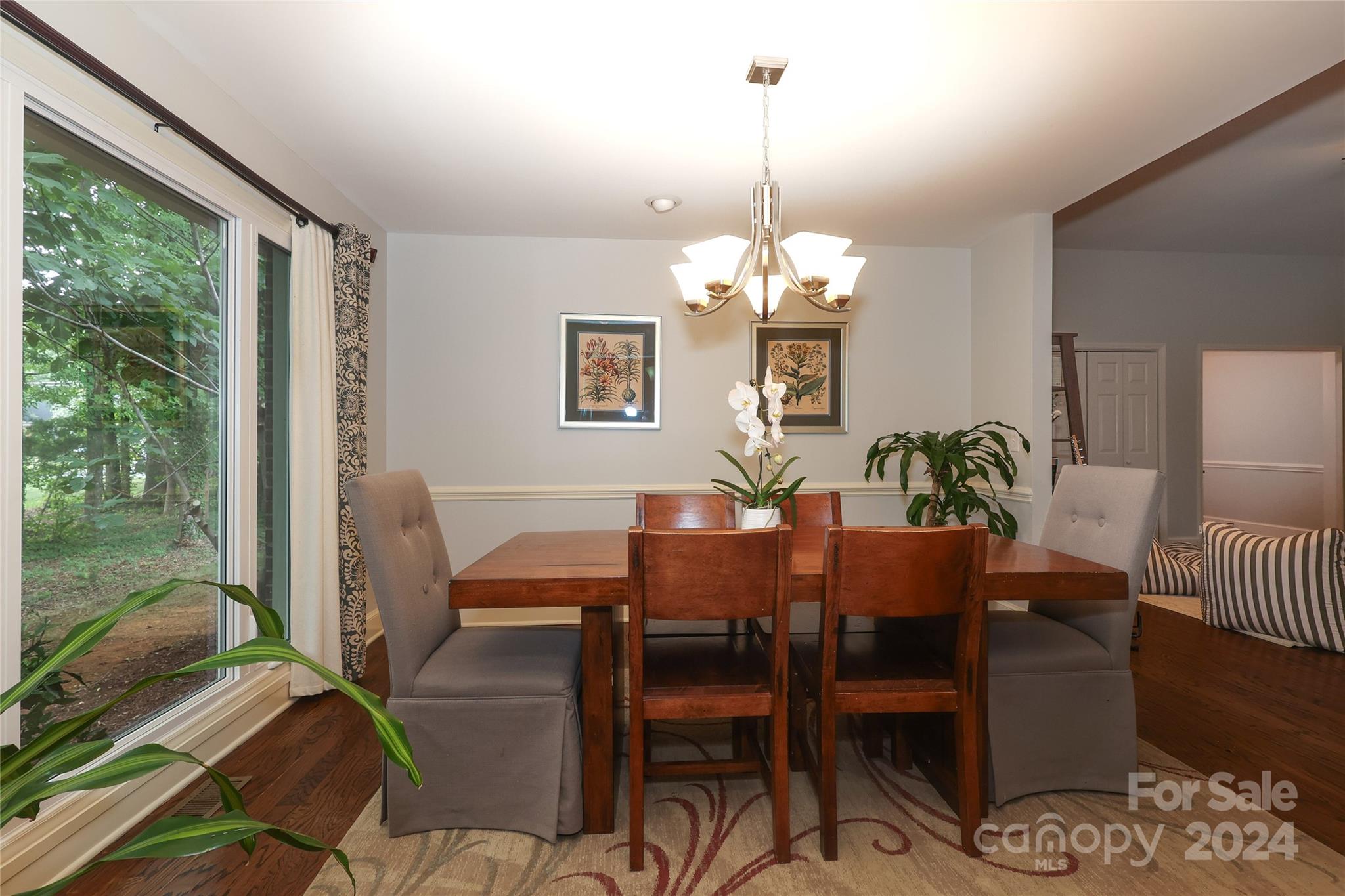 6552 Shaftesbury Road Charlotte NC 28270