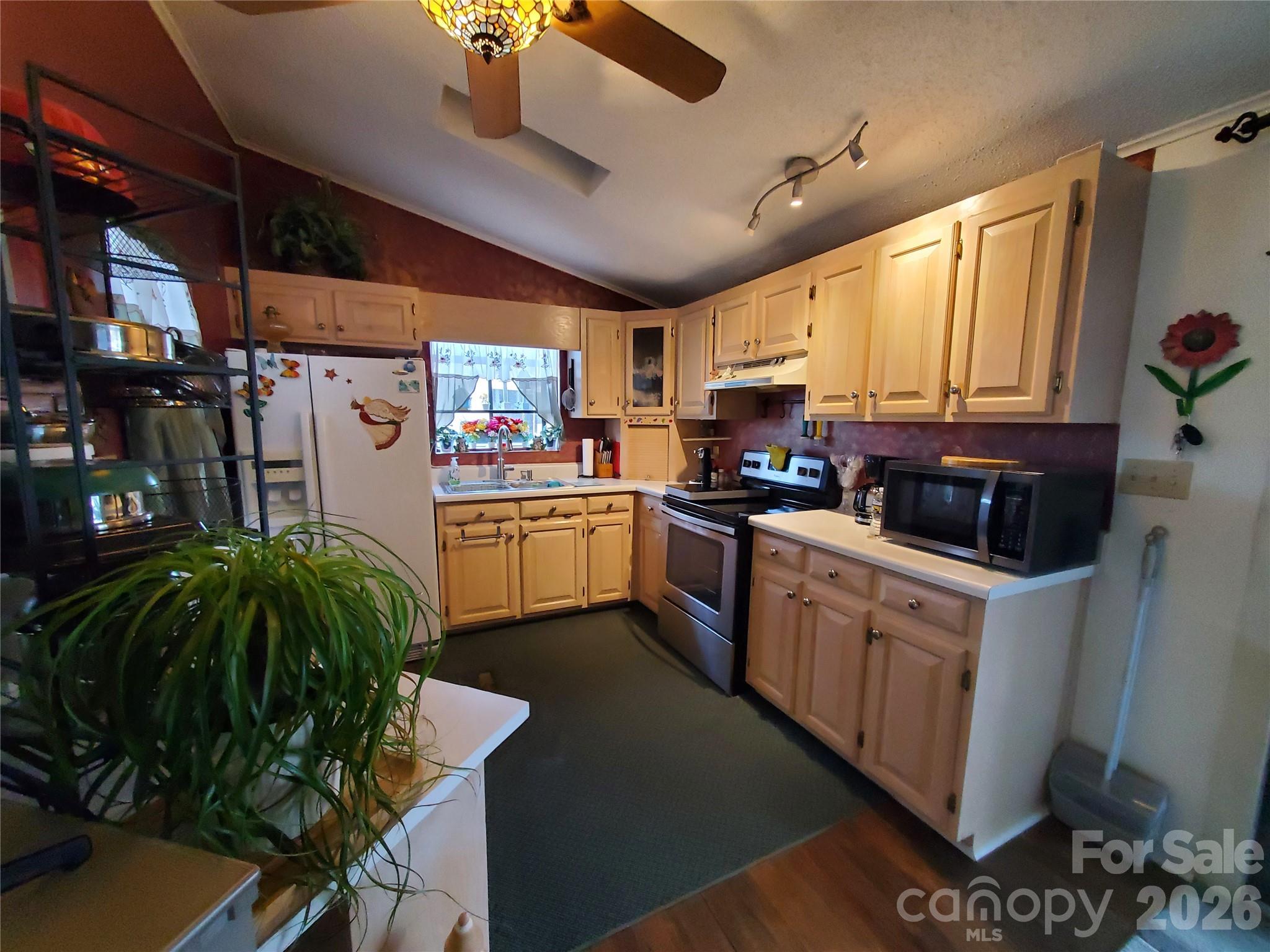 101 N Cardinal Drive New London NC 28127