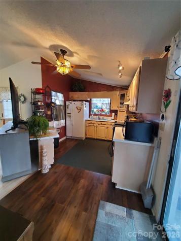 101 N Cardinal Drive New London NC 28127