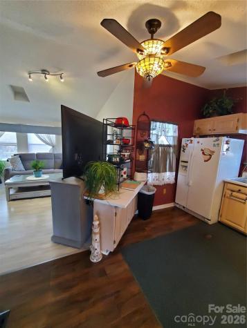 101 N Cardinal Drive New London NC 28127