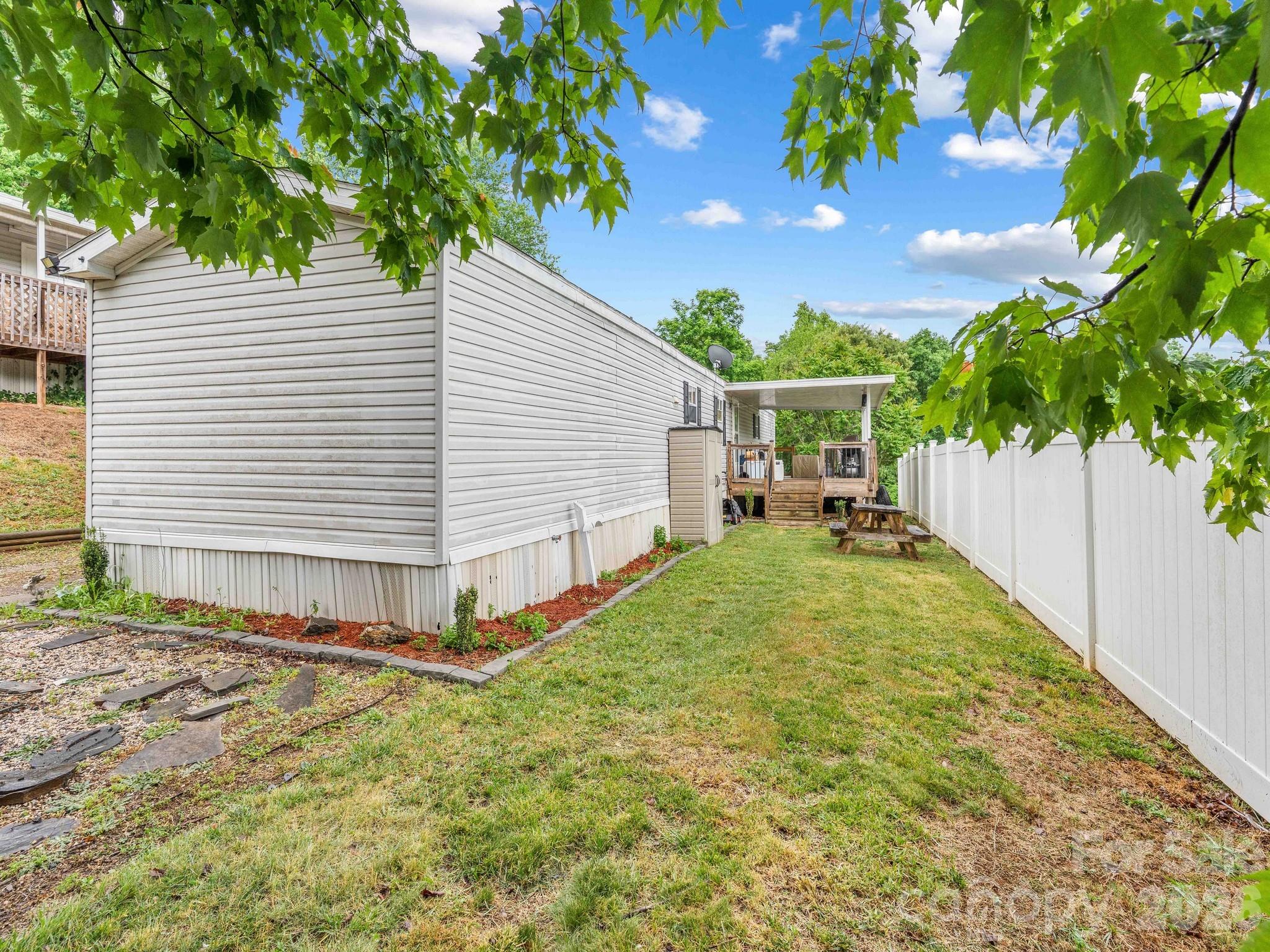 15 Spring Street Candler NC 28715