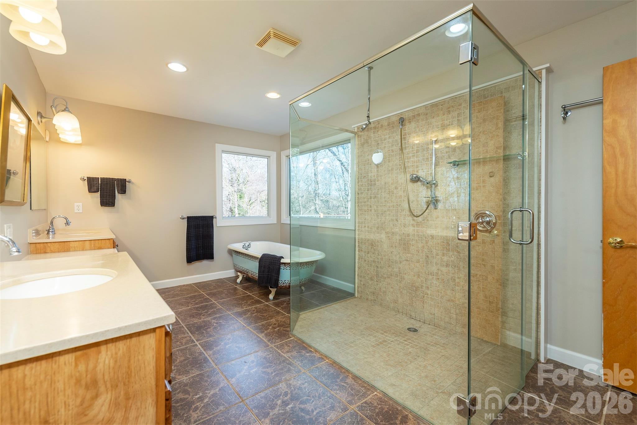 70 Midnight Lane Waynesville NC 28786