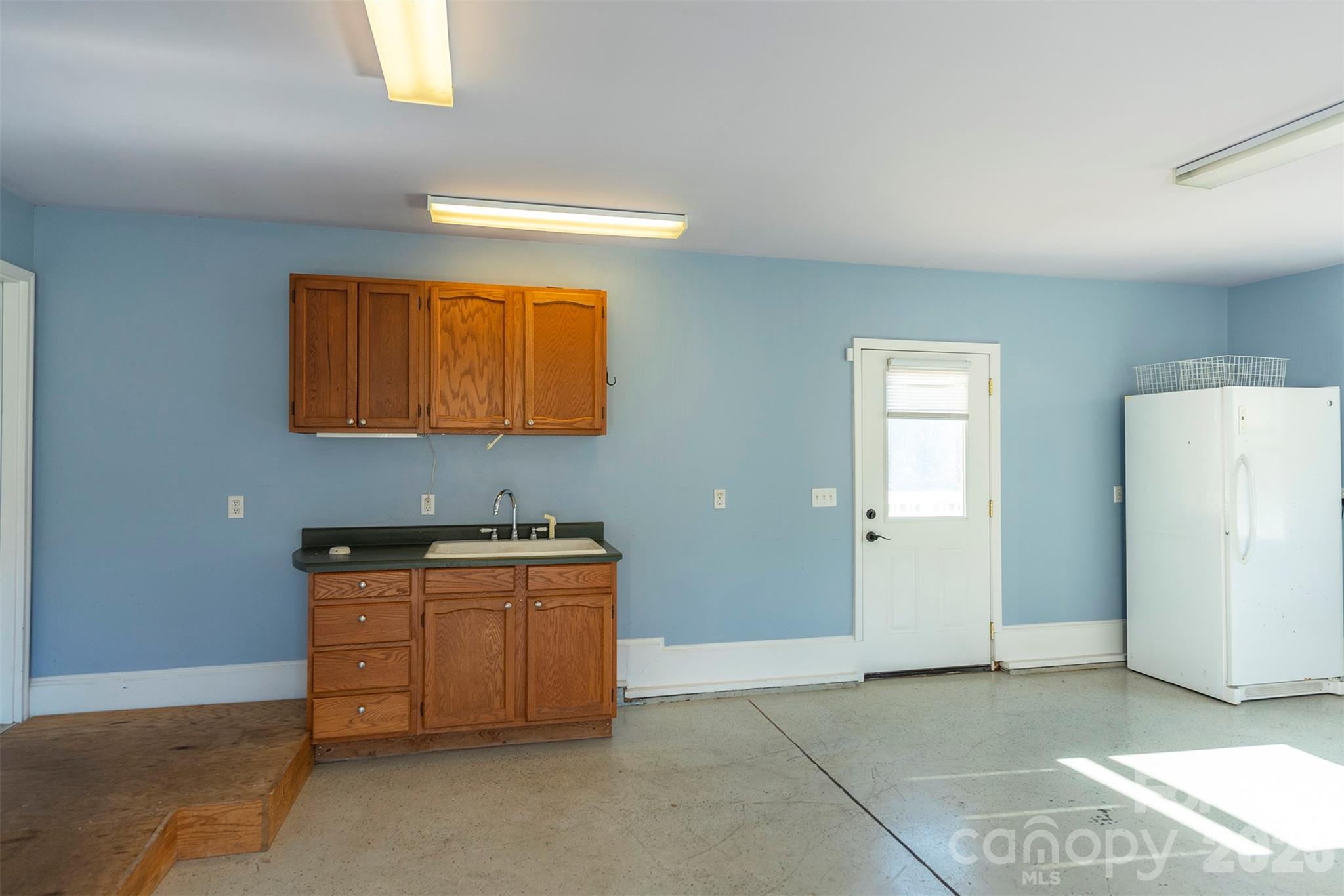 70 Midnight Lane Waynesville NC 28786