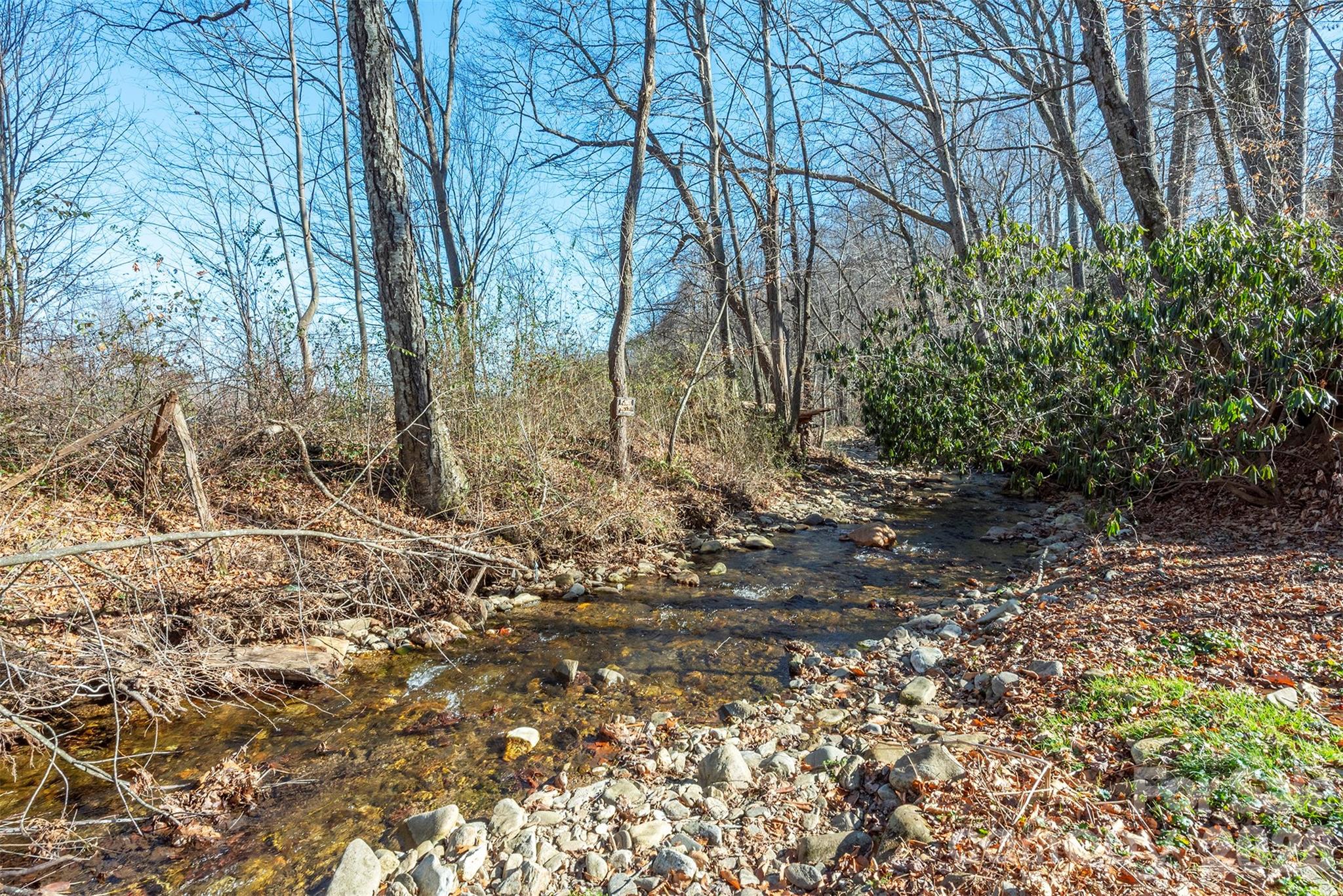 70 Midnight Lane Waynesville NC 28786