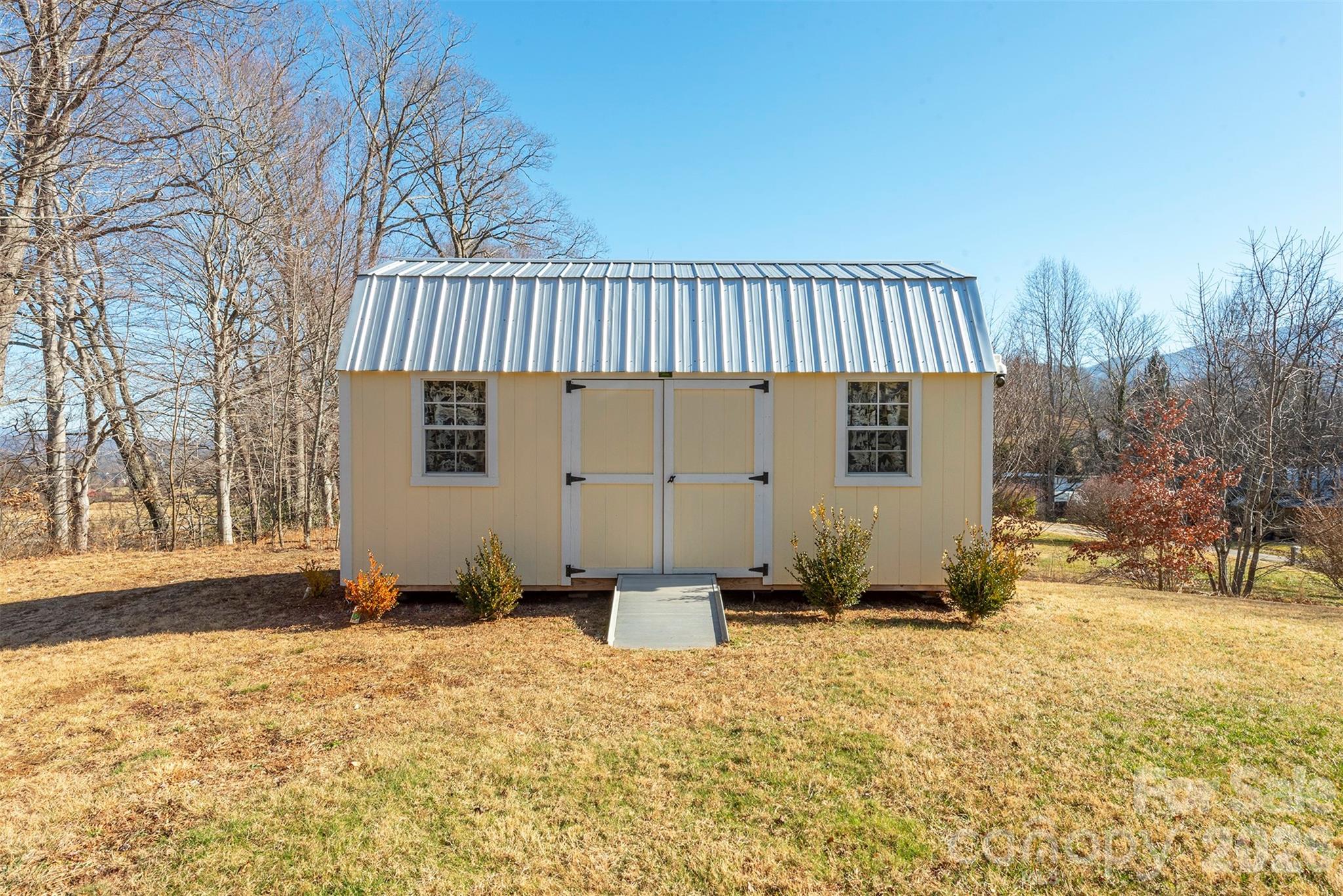 70 Midnight Lane Waynesville NC 28786
