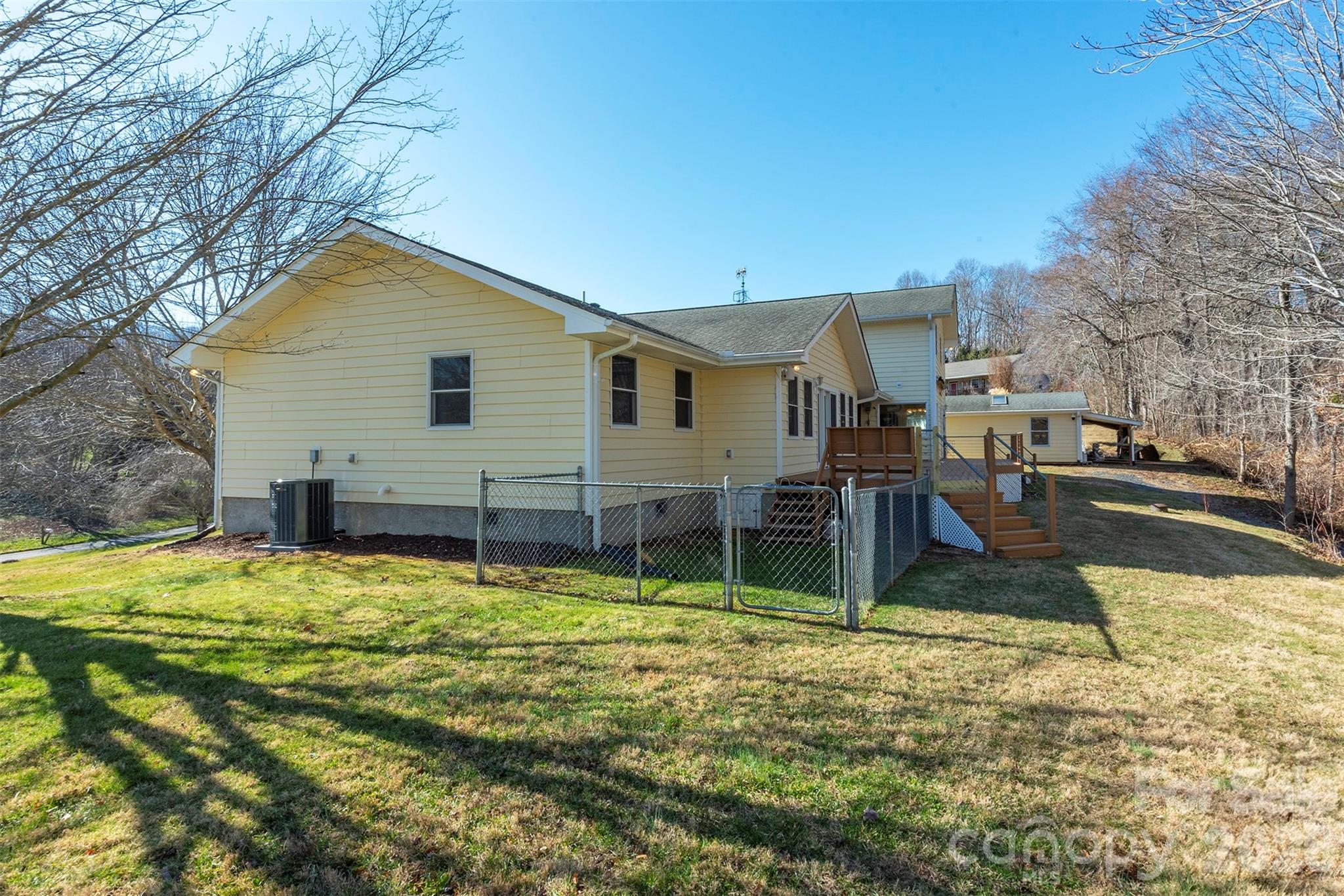 70 Midnight Lane Waynesville NC 28786