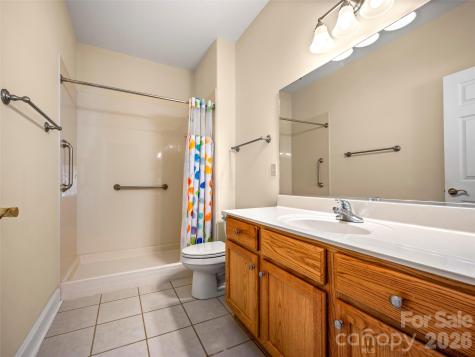 21 Holiday Drive Arden NC 28704